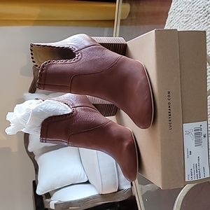 Lucky size 9 brown ankle boot
